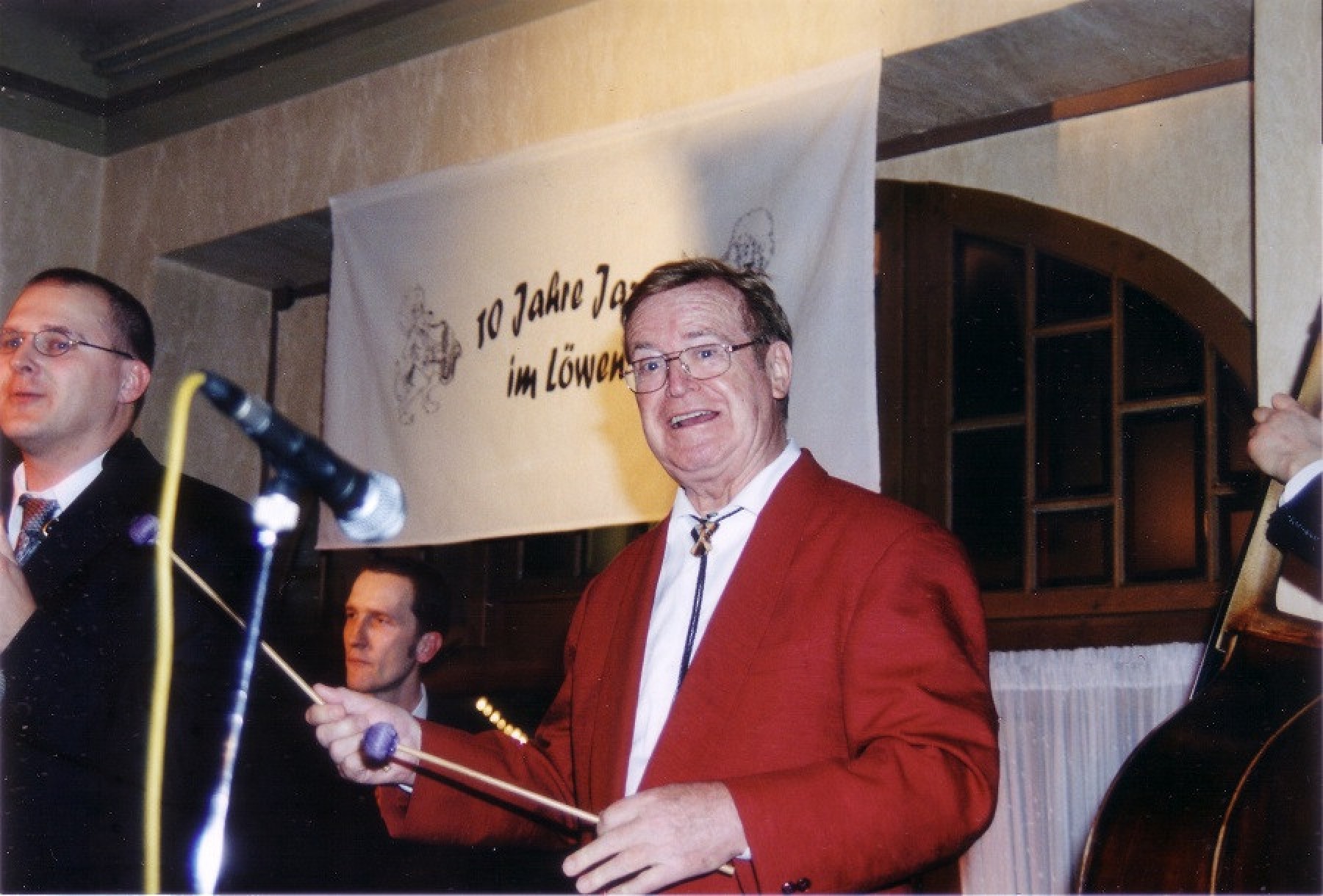 hazy osterwald auf der buehne